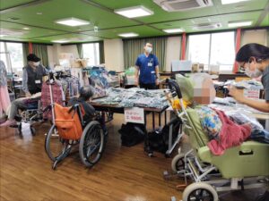 神奈川の特養様で販売会❣️